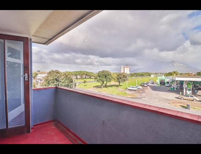 1 BEDROOM PROPERTY TO RENT IN THORNTON